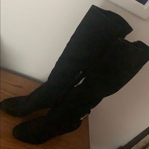 black heeled boots